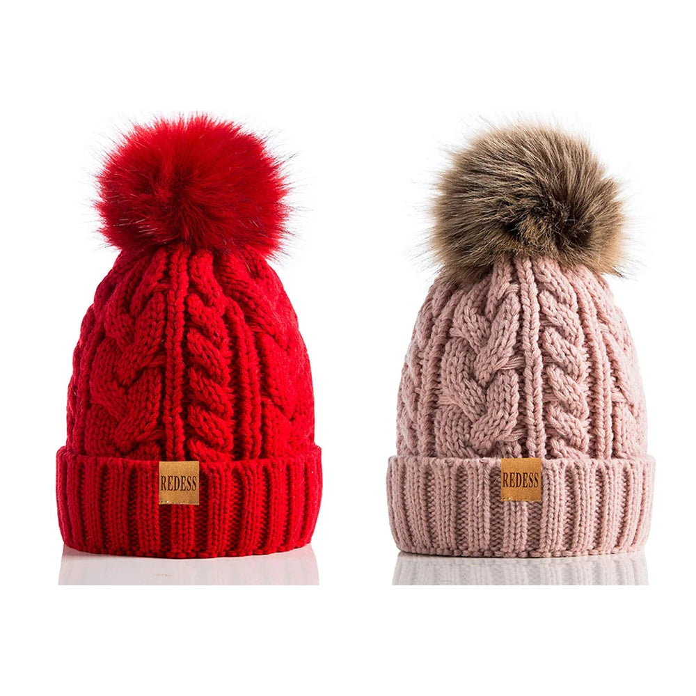 Women’s Winter Pompom Beanie Set