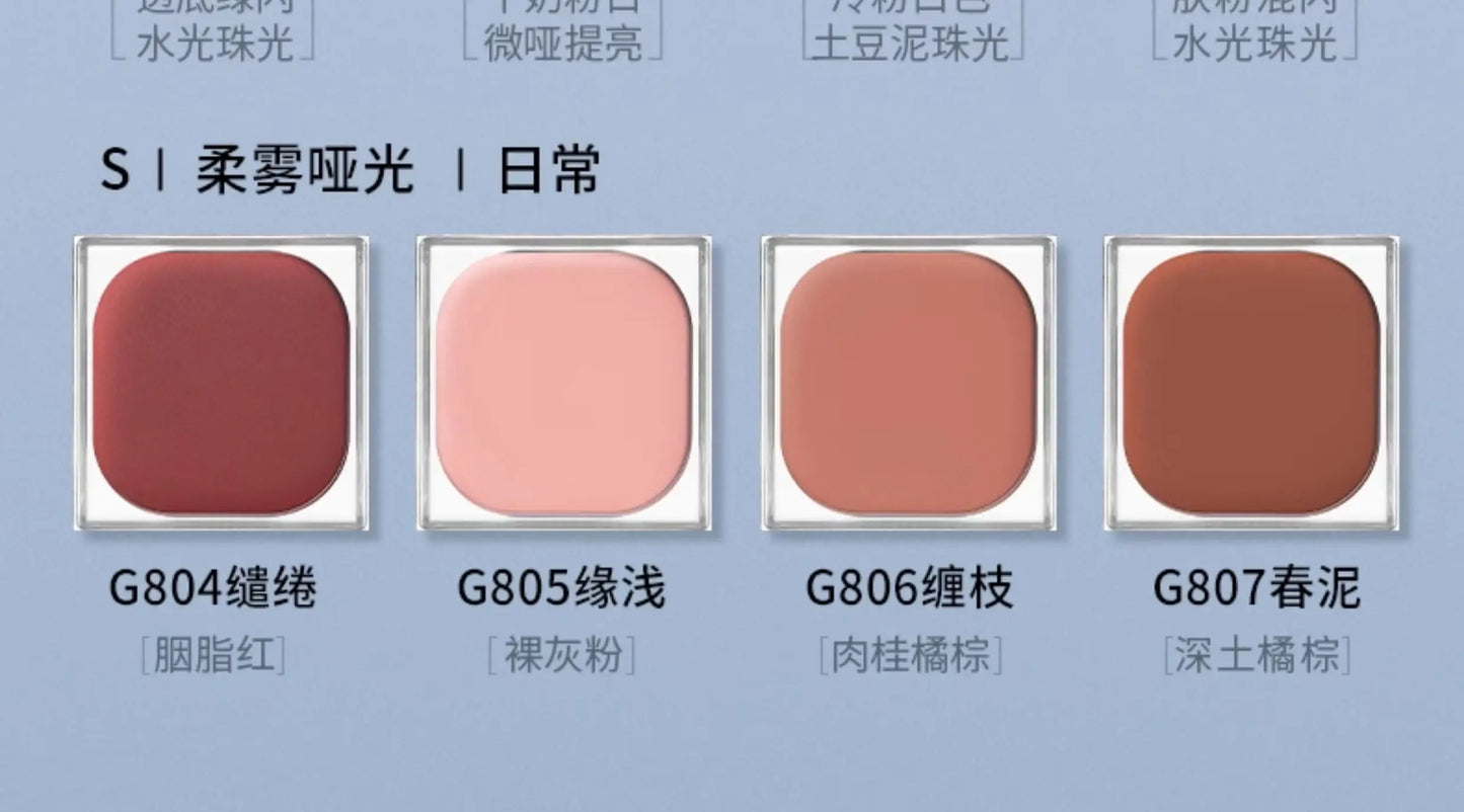 Chameleon Eyeshadow – Shimmer, Shift, and Glow Anywhere
