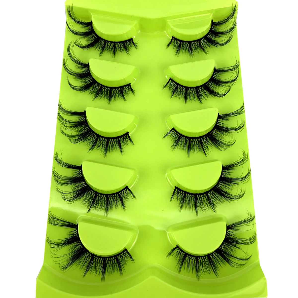 Cat Eye 3D Lashes – Fluffy, Wispy, Manga Magic