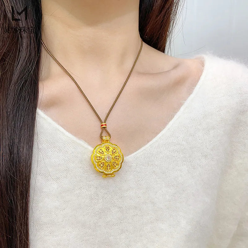 24K Real Gold Sand Dot Pendant – Classic Elegance, Timeless Craft