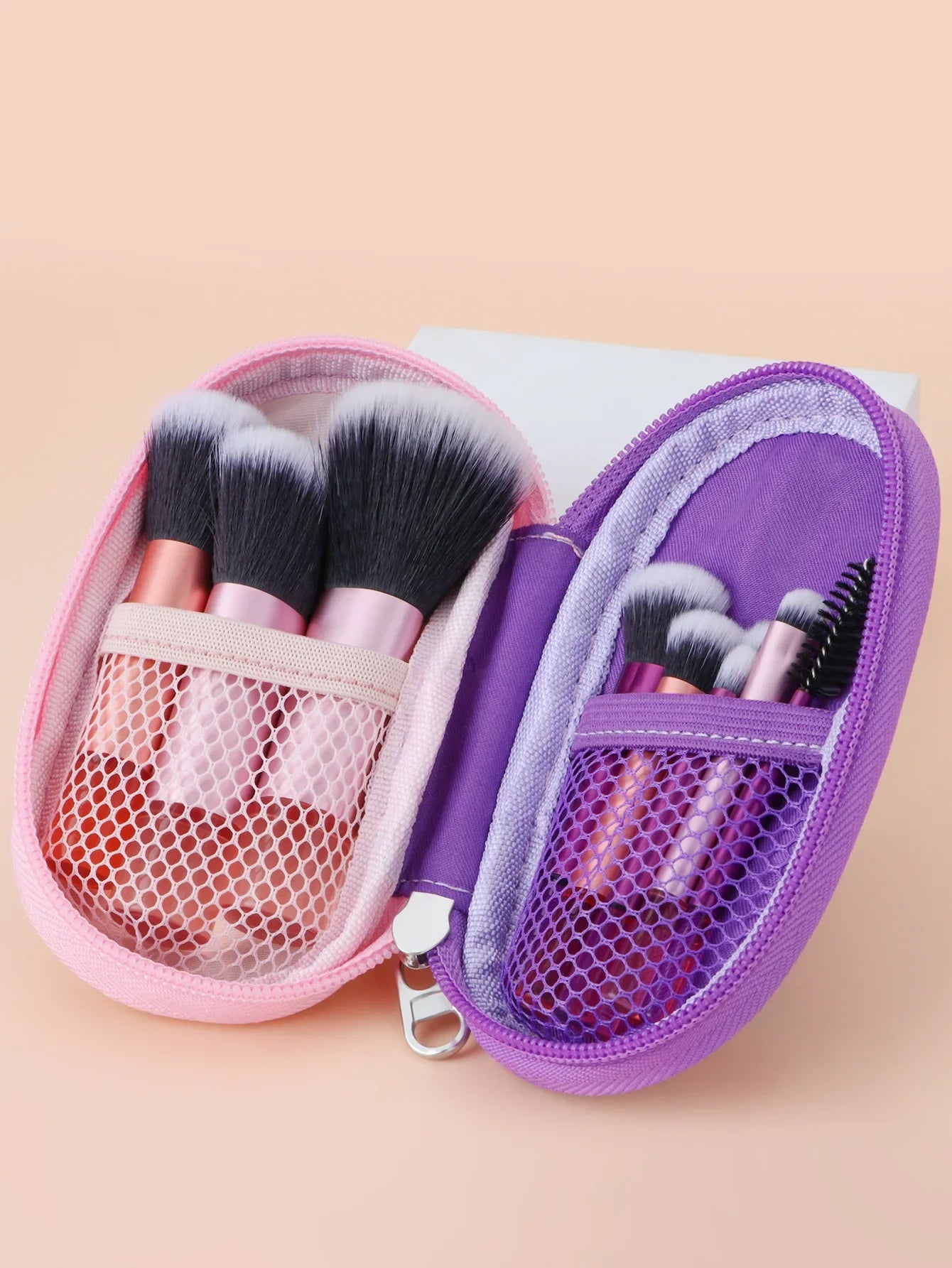 10-Piece Mini Makeup Brush Set – Portable Beauty Tools