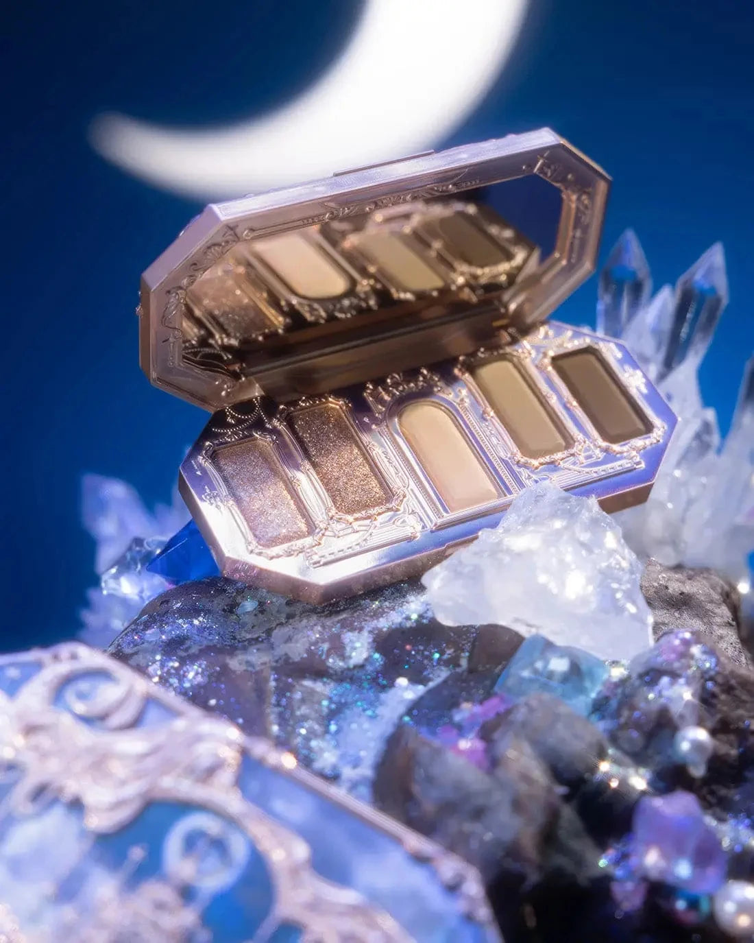 6-Color Diamond Shiny Highlighter Palette – Contour, Brighten & Glow