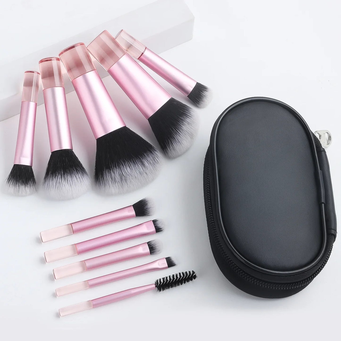 10-Piece Mini Makeup Brush Set – Portable Beauty Tools