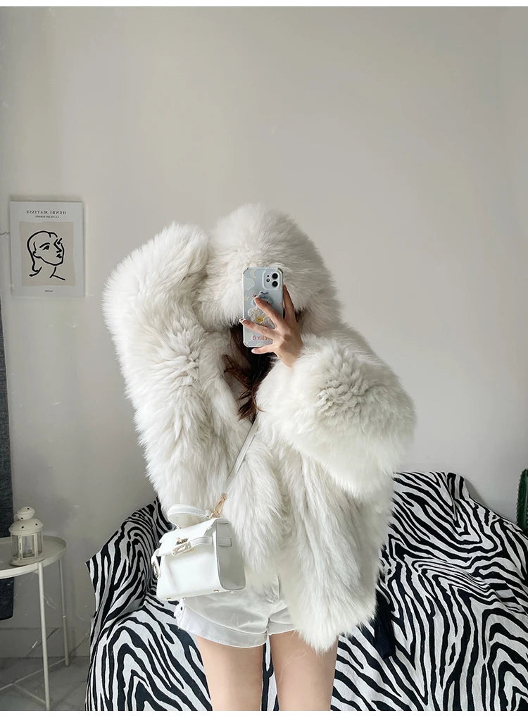 Lautaro Shaggy Faux Fur Jacket β Cozy Luxe With a Statement Twist