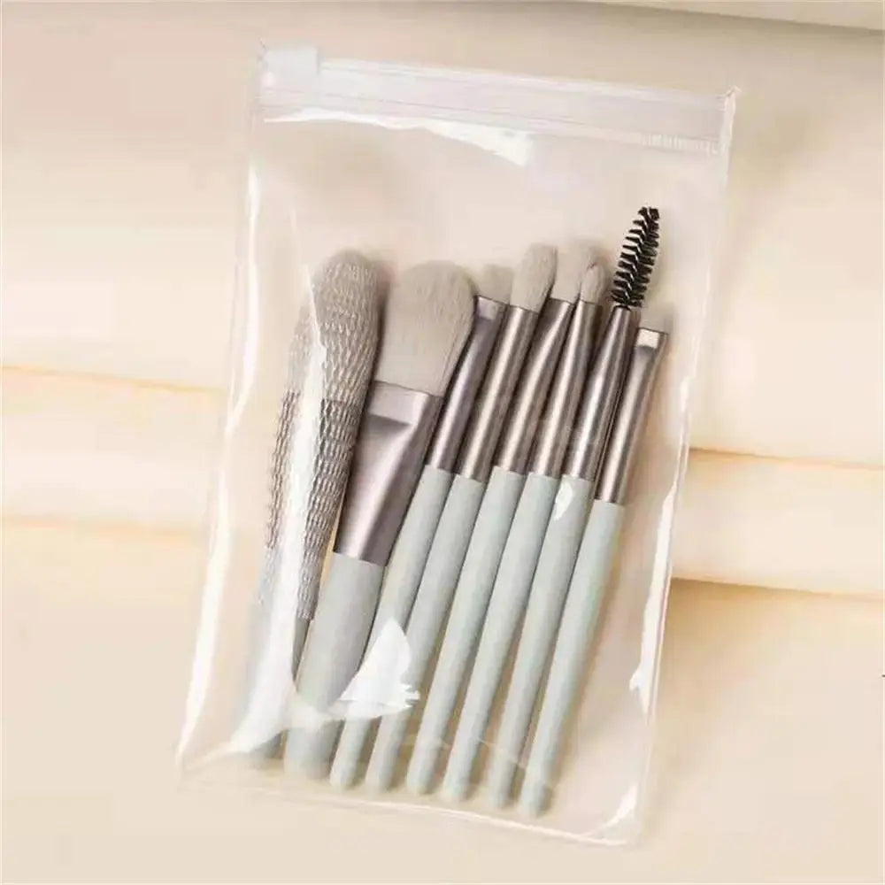 8-Piece Makeup Brush Set – Soft & Fluffy Blending Tools