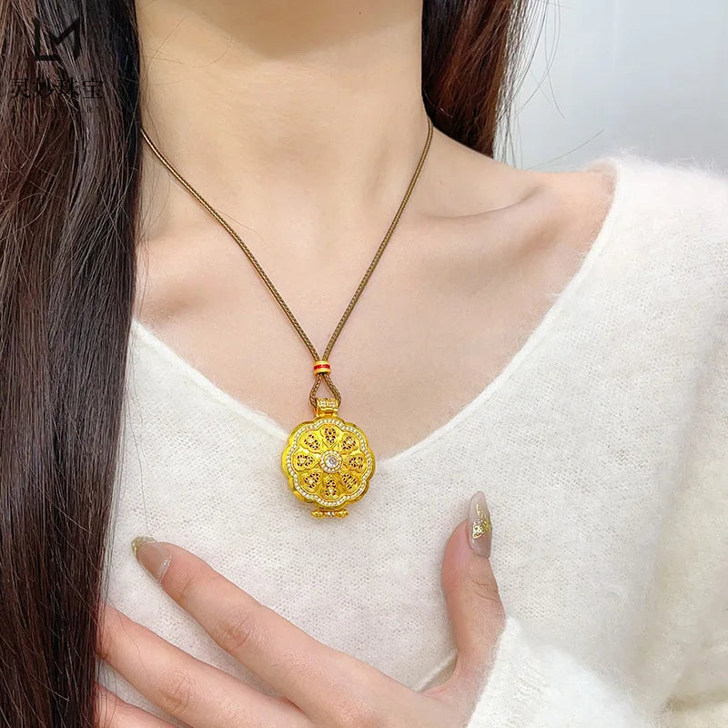24K Real Gold Sand Dot Pendant – Classic Elegance, Timeless Craft