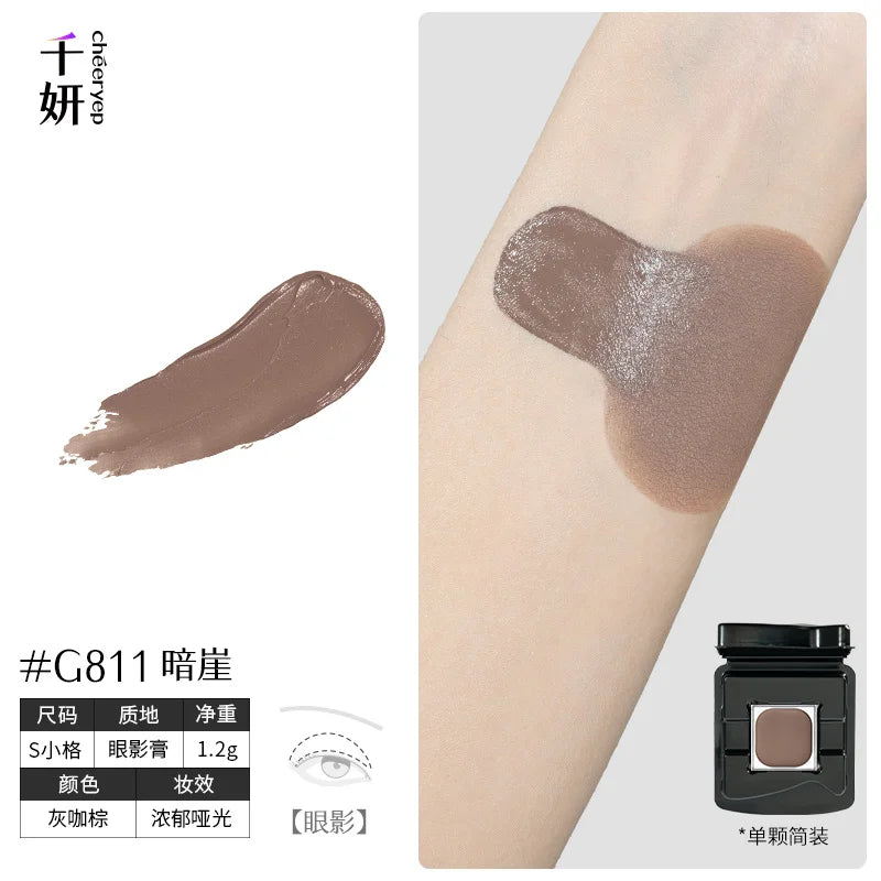 Chameleon Eyeshadow – Shimmer, Shift, and Glow Anywhere
