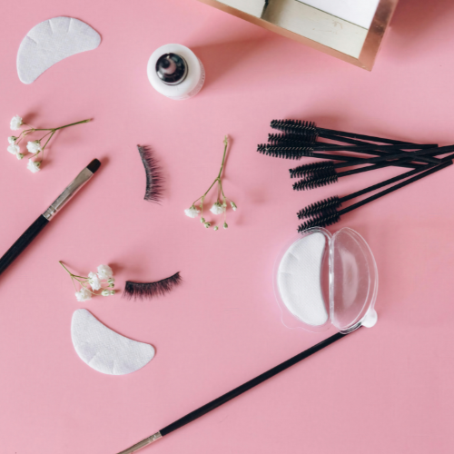 Lashes / Lash Glue