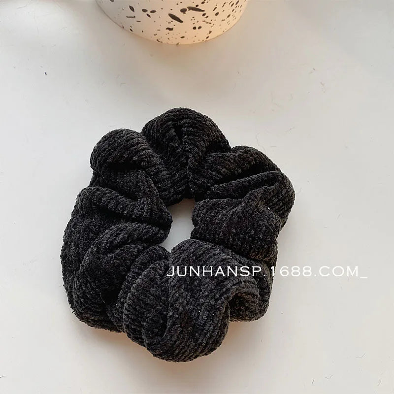 Sweet Flannel French Hair Clip – Black Large Ponytail Catch Claw
