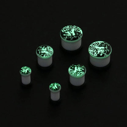 Glow-in-the-Dark Skull Ear Tunnels – Luminous Acrylic Gauges (2pcs)