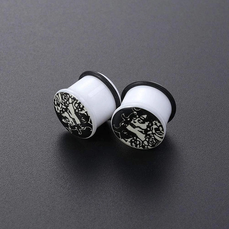Glow-in-the-Dark Skull Ear Tunnels – Luminous Acrylic Gauges (2pcs)