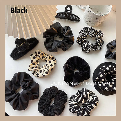 Sweet Flannel French Hair Clip – Black Large Ponytail Catch Claw