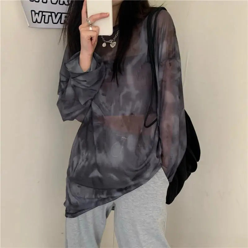 Women’s Tie-Dye Long Sleeve T-Shirt – Loose Minimalist Harajuku Top