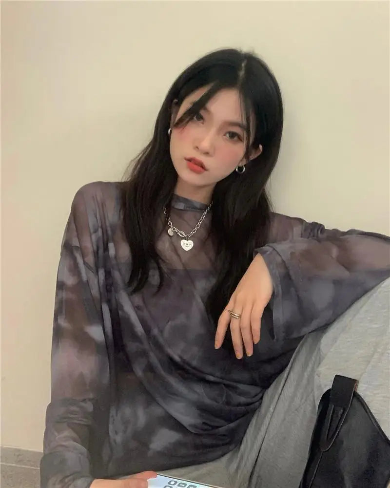Women’s Tie-Dye Long Sleeve T-Shirt – Loose Minimalist Harajuku Top