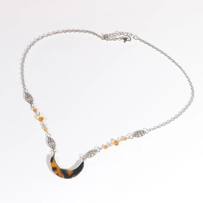 Vintage Moon Head Chain – Beaded Hair Jewelry Crown for Women