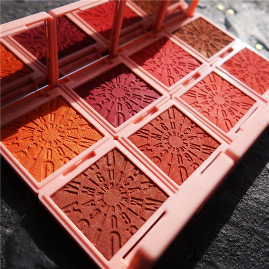Makeup Blush & Highlighter Palette – Shimmer, Contour & Glow Powder