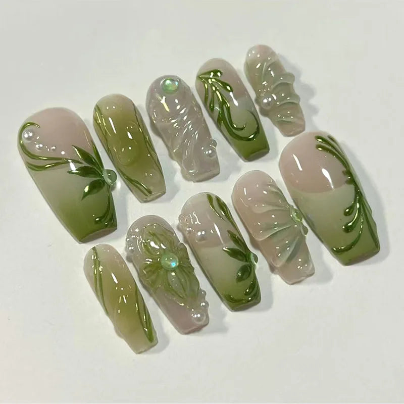 Peach Blossom Cat’s Eye Press-On Nails – 24pc Nude Glitter Floral Set