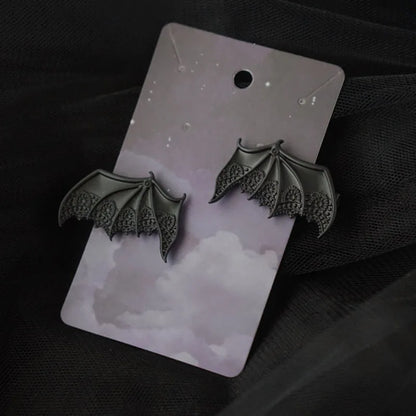 Gothic Bat Wing Hair Clip – Witchy Lace Halloween Hair Accessory