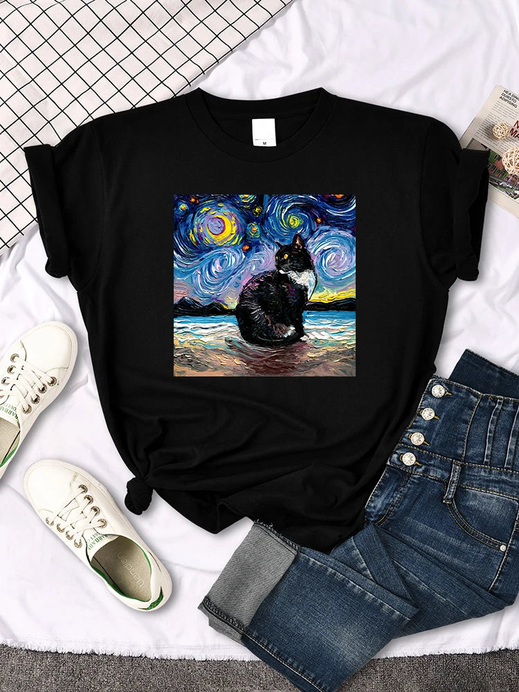 Mona Lisa Funny Cat T-Shirt – Oversized Art Print Crewneck Tee for Women