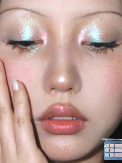 Chameleon Eyeshadow – Shimmer, Shift, and Glow Anywhere
