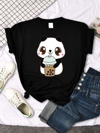 Mona Lisa Funny Cat T-Shirt – Oversized Art Print Crewneck Tee for Women