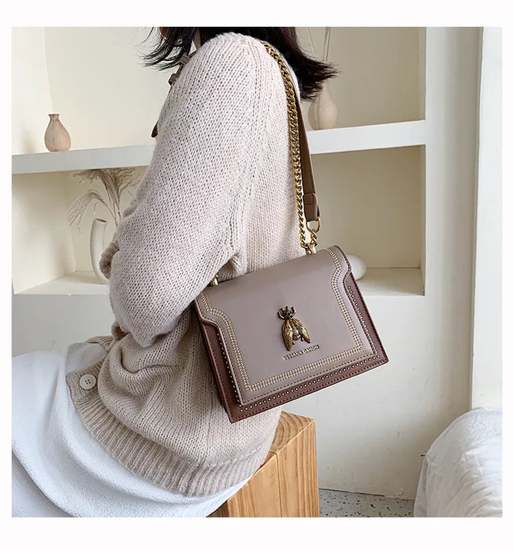 Luxury Bee Design Crossbody Handbag – Elegant Square Shoulder Bag