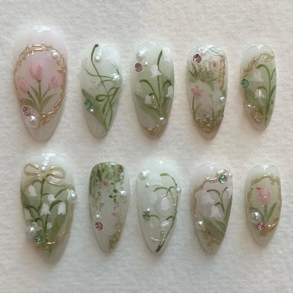 Peach Blossom Cat’s Eye Press-On Nails – 24pc Nude Glitter Floral Set