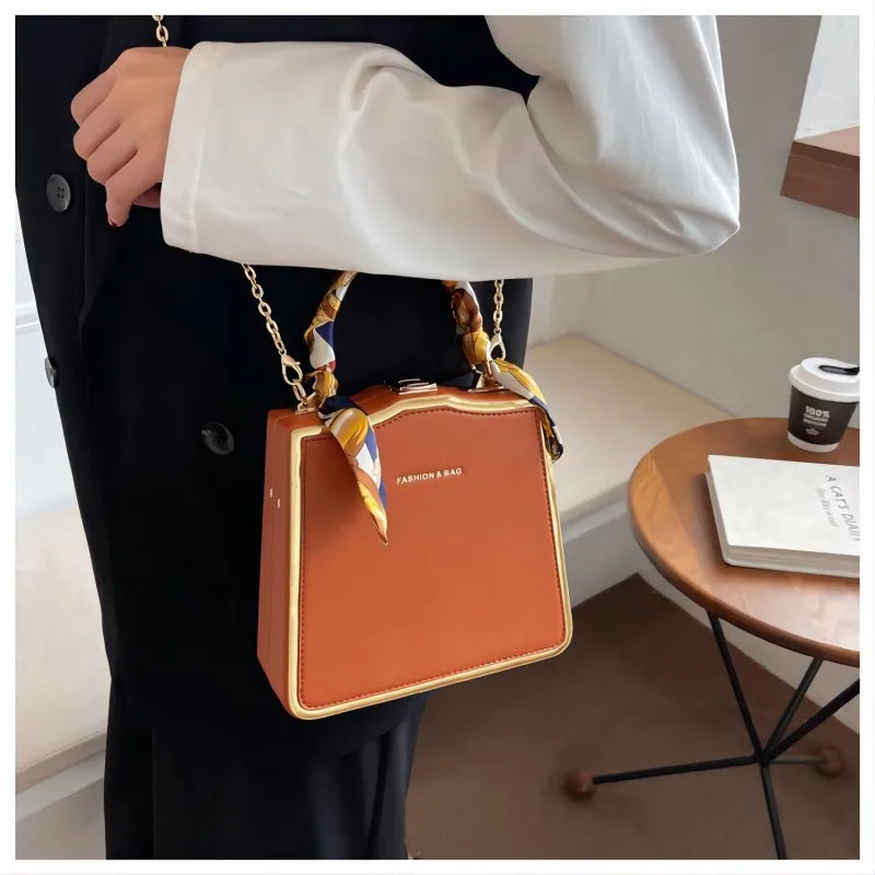 Luxury Crossbody Handbag – Classic Square Shoulder Bag