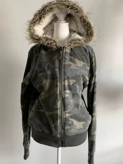 Vintage Letter Fur Collar Hoodie – Y2K Retro Zip-Up Plush Jacket