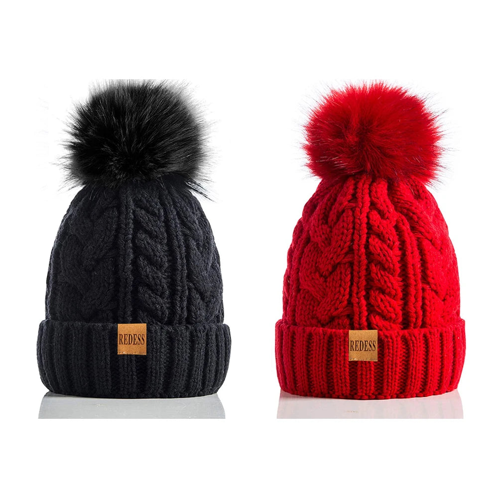 Women’s Winter Pompom Beanie Set