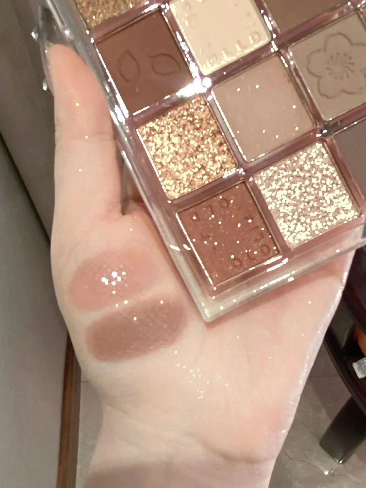 Cherry Dance 20-Color Eyeshadow Palette
