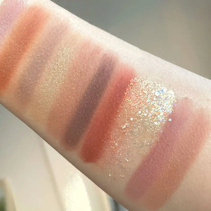 26-Color Eyeshadow Palette – Matte & Highlighter Blend Long-Lasting Makeup