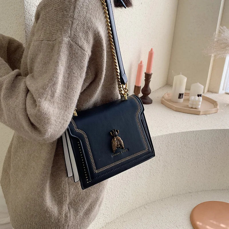 Luxury Bee Design Crossbody Handbag – Elegant Square Shoulder Bag