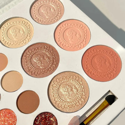 26-Color Eyeshadow Palette – Matte & Highlighter Blend Long-Lasting Makeup