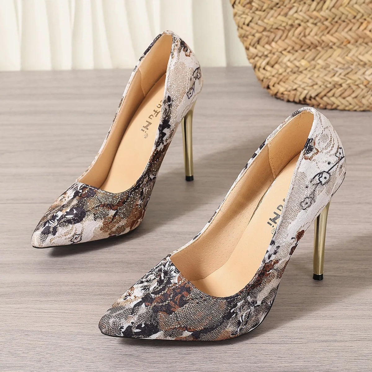 Embroidered Pointed Toe Stiletto Pumps