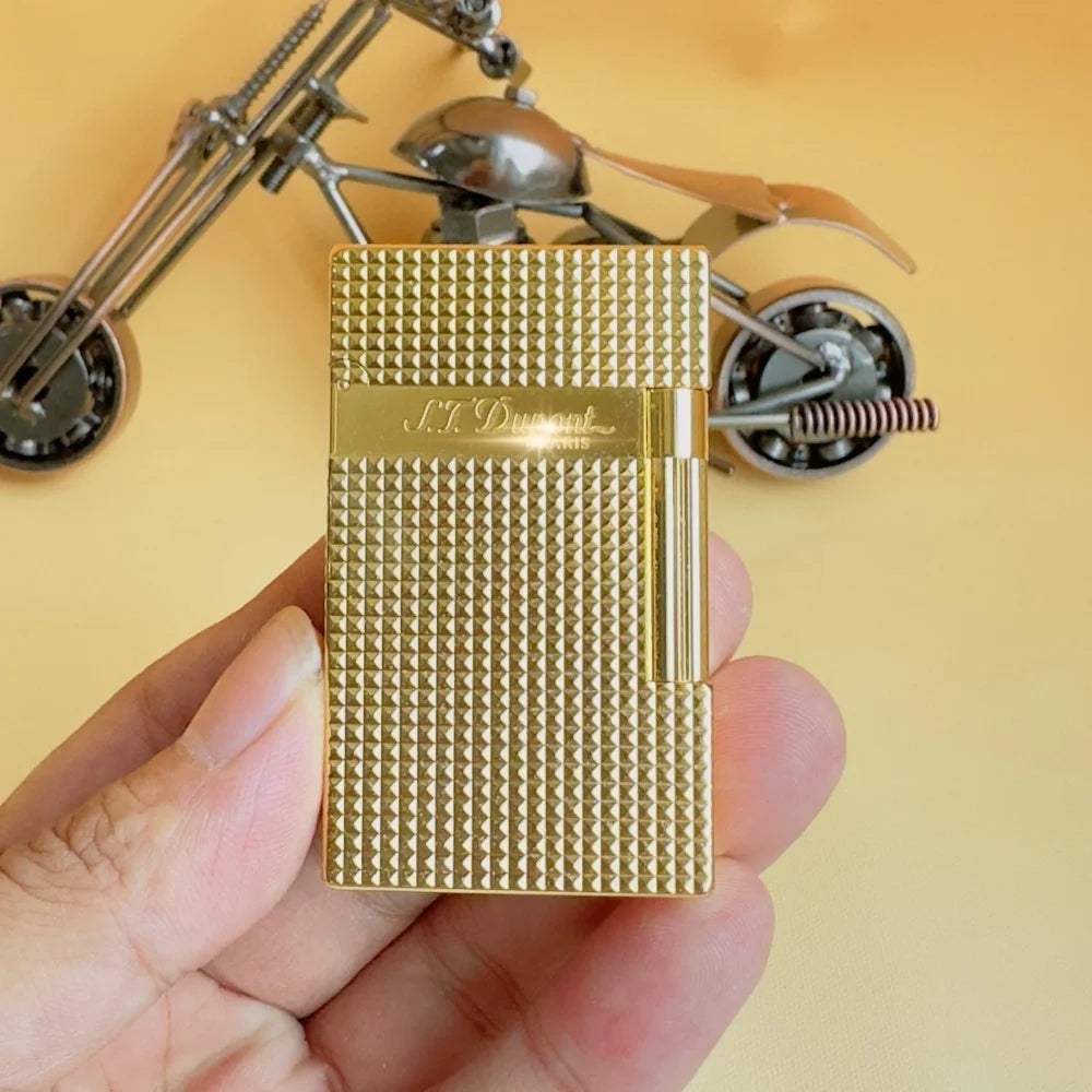 Luxury Brushed Brass Lighter – Classic Collectible Gift