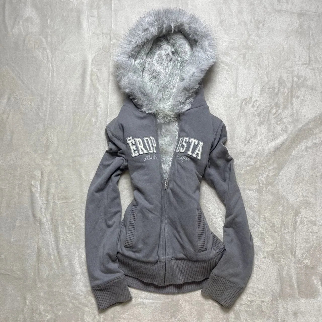 Vintage Letter Fur Collar Hoodie – Y2K Retro Zip-Up Plush Jacket
