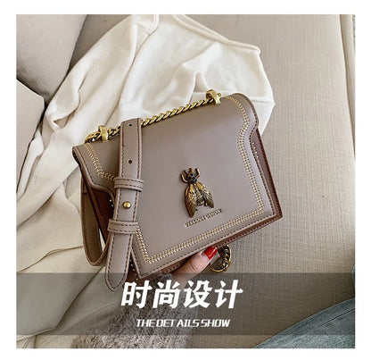 Luxury Bee Design Crossbody Handbag – Elegant Square Shoulder Bag