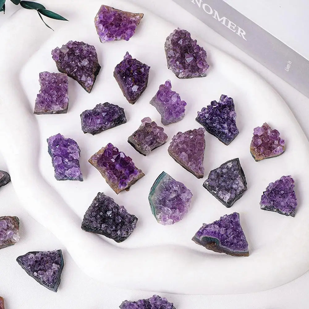 Natural Amethyst Geode – Mini Quartz Crystal Point (10g)