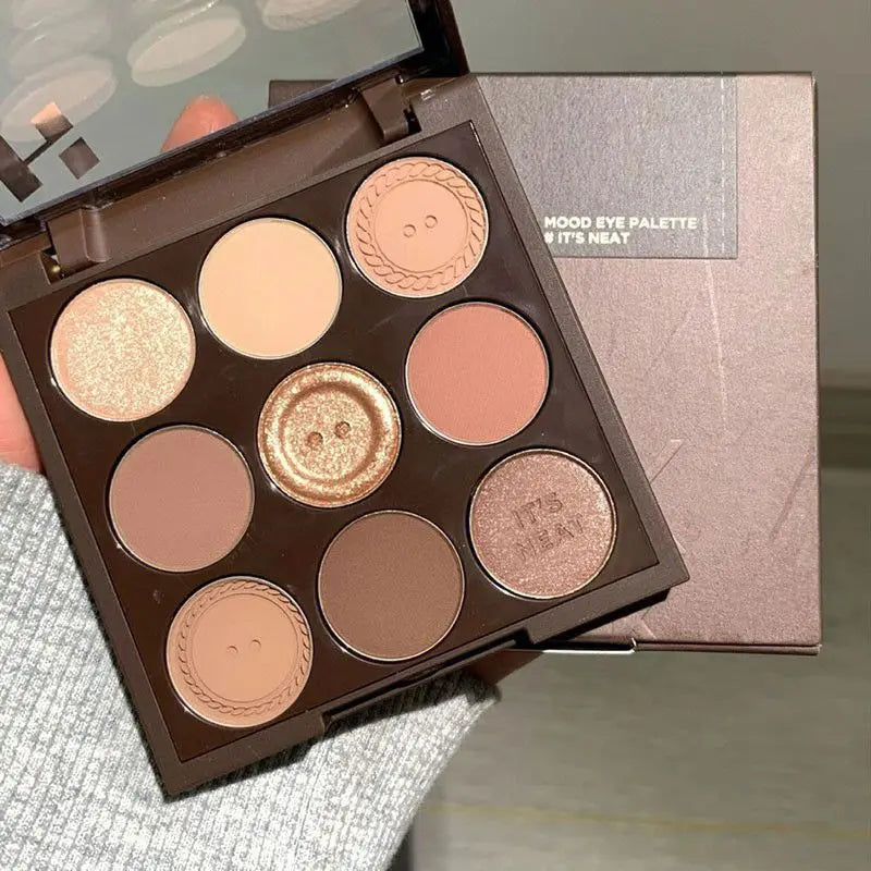 Nine-Color Earth Tone Eyeshadow Palette