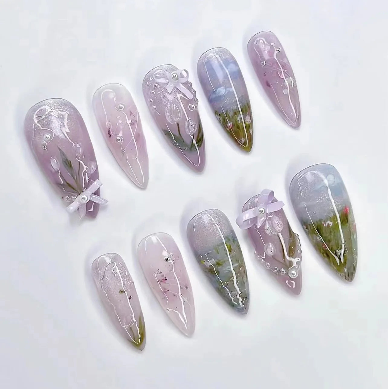 Peach Blossom Cat’s Eye Press-On Nails – 24pc Nude Glitter Floral Set