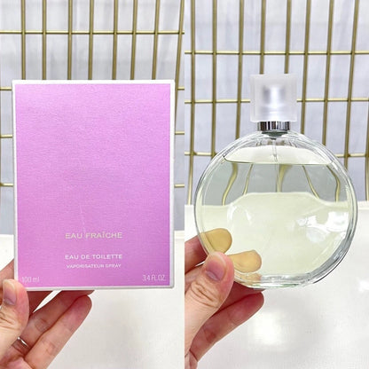 Classic Floral Perfume – Romantic Light Fragrance for Women (100ml)