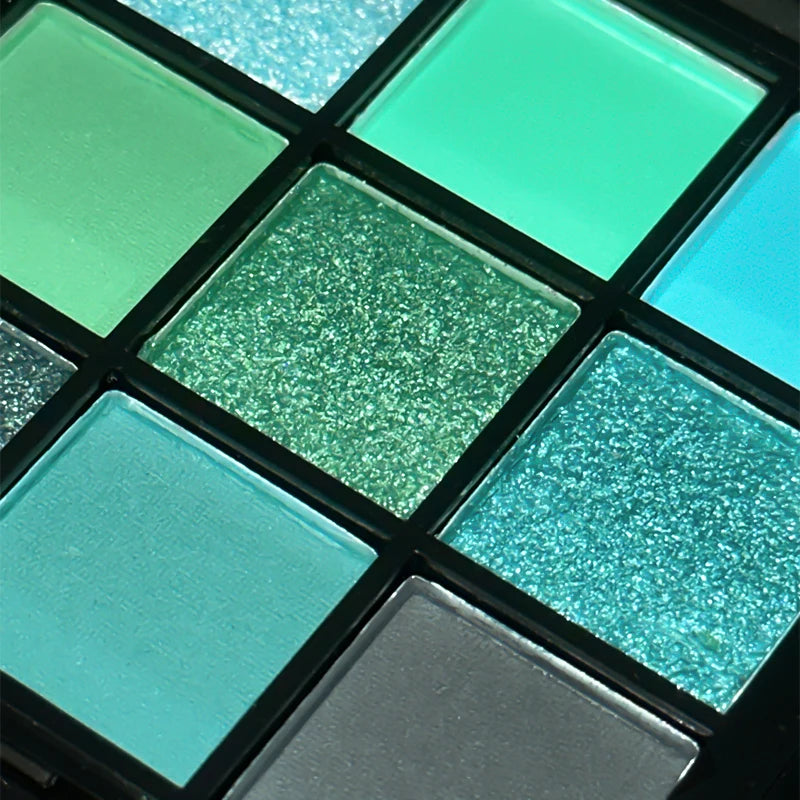 9-Grid Eyeshadow Palette – Glitter, Pearlescent, Matte & Shimmer Finishes