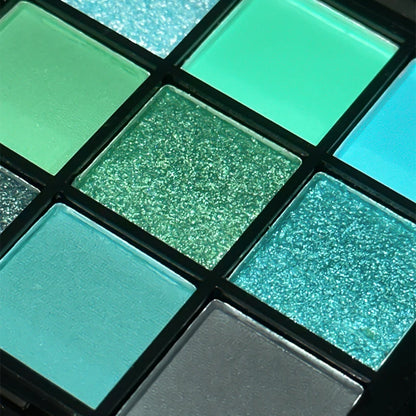 9-Grid Eyeshadow Palette – Glitter, Pearlescent, Matte & Shimmer Finishes