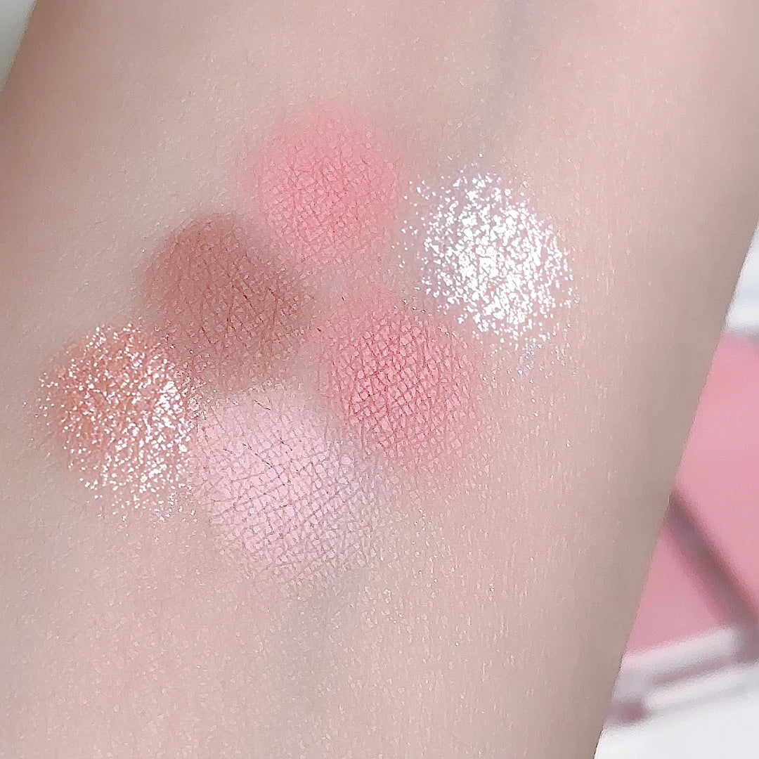 Six-Color Earth Tone Eyeshadow Palette