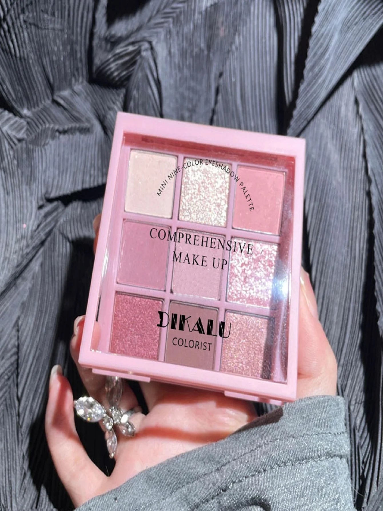 Oh Rosy 9-Color Eyeshadow Palette – Soft Smoke & Rose Tones