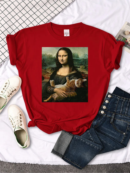 Mona Lisa Funny Cat T-Shirt – Oversized Art Print Crewneck Tee for Women
