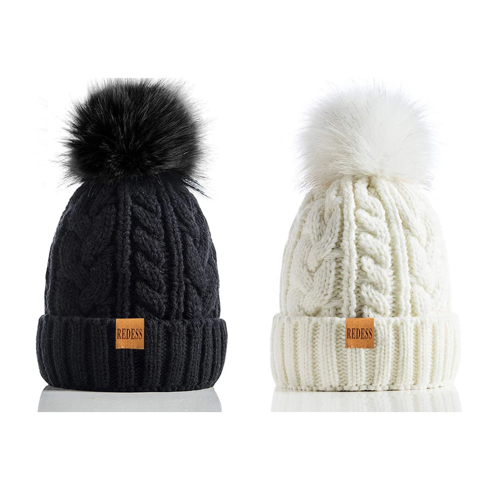 Women’s Winter Pompom Beanie Set